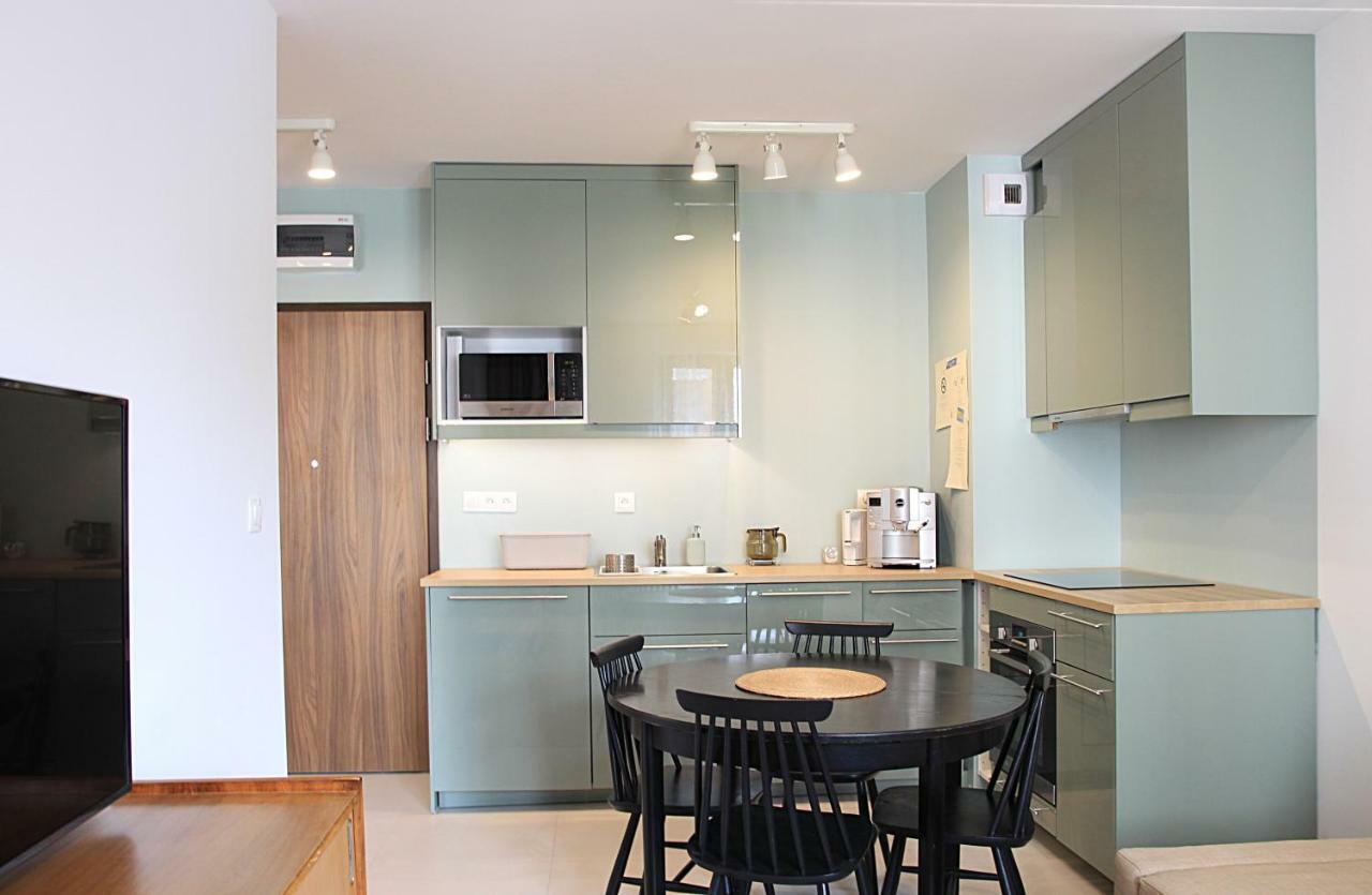 Shoq Studio Nice Apartment With Private Parking Cracovie Extérieur photo